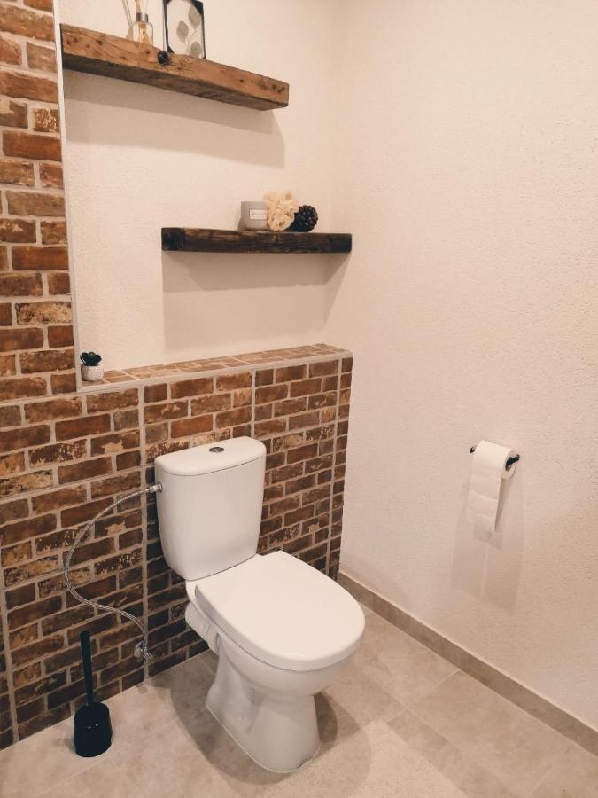 Apartment Dubnica Prejta 3 ดุบนิซา นาด วาฮอม ภายนอก รูปภาพ