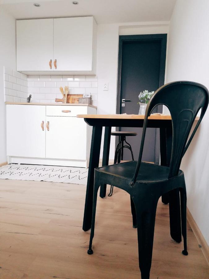 Apartment Dubnica Prejta 3 ดุบนิซา นาด วาฮอม ภายนอก รูปภาพ