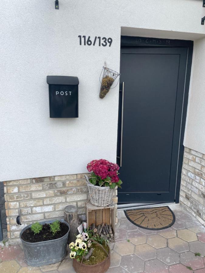 Apartment Dubnica Prejta 3 ดุบนิซา นาด วาฮอม ภายนอก รูปภาพ