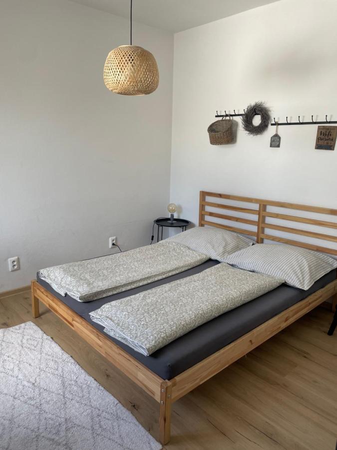 Apartment Dubnica Prejta 3 ดุบนิซา นาด วาฮอม ภายนอก รูปภาพ